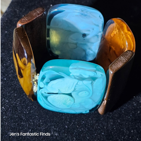 Vintage Lucite Blue Brown & Wood Stretch Bracelet 7-8" - Picture 3 of 7